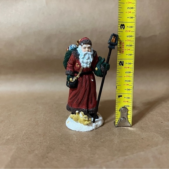 Pipka | Star Catcher Santa Handcrafted Father Christmas Figurine Mini Collection - Picture 2 of 6